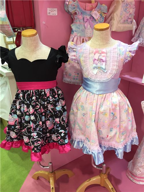 More adorable dresses!